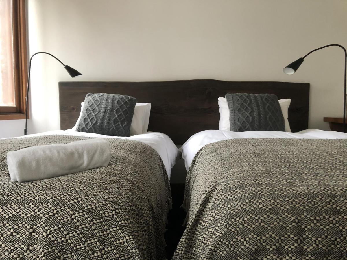 Bed and Breakfast The Joint Hakuba Esterno foto